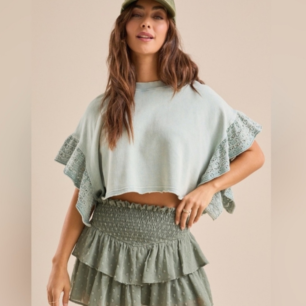1901. ALTAR’D STATE Kaia Crochet Flutter sleeve top in Green Sz XS NWOT $58